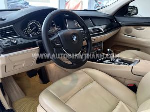 Xe BMW 5 Series 528i GT 2017