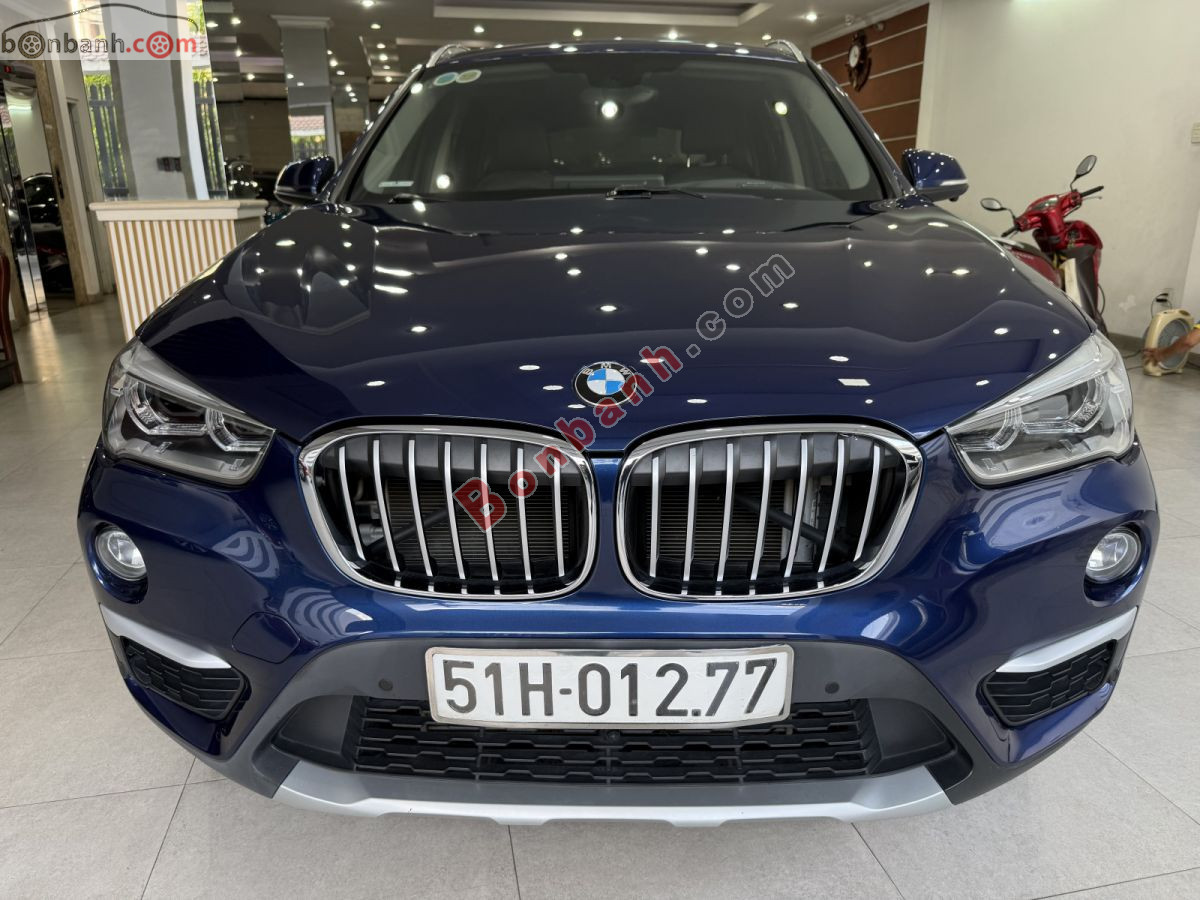 Xe BMW X1 sDrive18i 2018